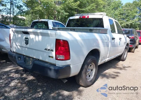 2018 Ram 1500 Tradesman 4X4 6'4 Box z USA, uszkodzony, nr VIN 1C6RR7FG2JS282729